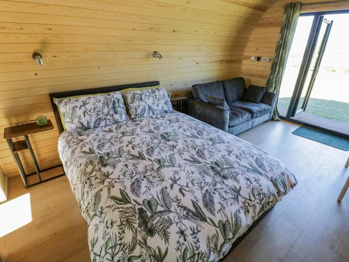 Tamina Villa Устър Екстериор снимка